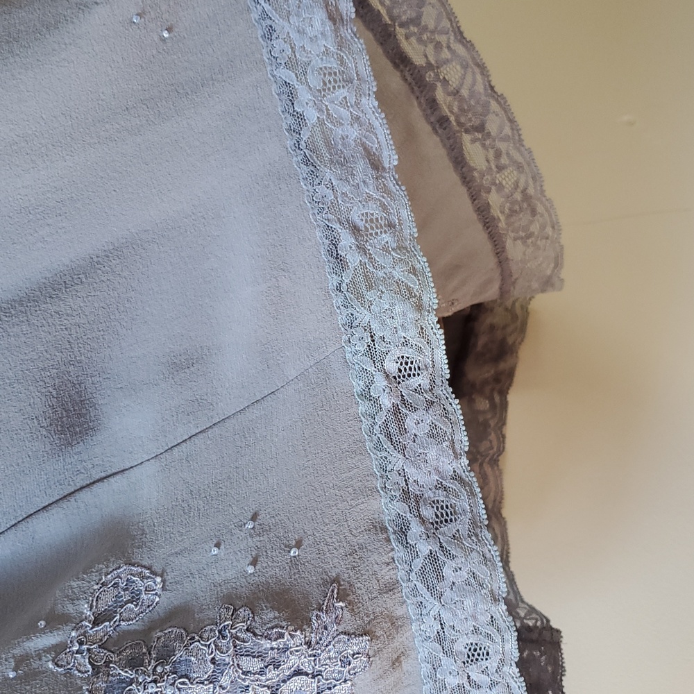 Lace-Trimmed Sleeveless Silk Dress - Vintage Laura Ashley - Picture 5 of 14
